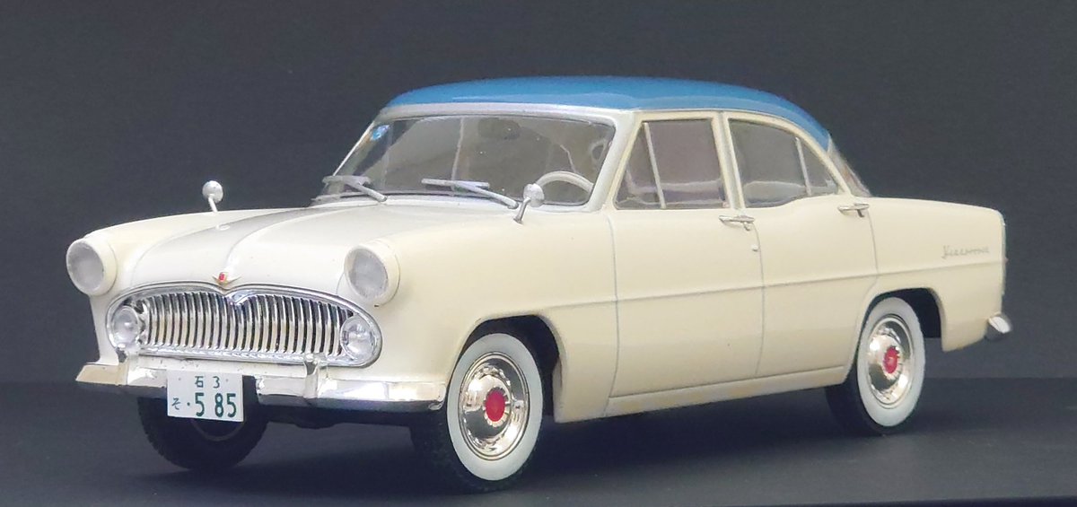 56 シムカ・ヴデット ベルサイユ 4ドア・セダン。 もとはフランス