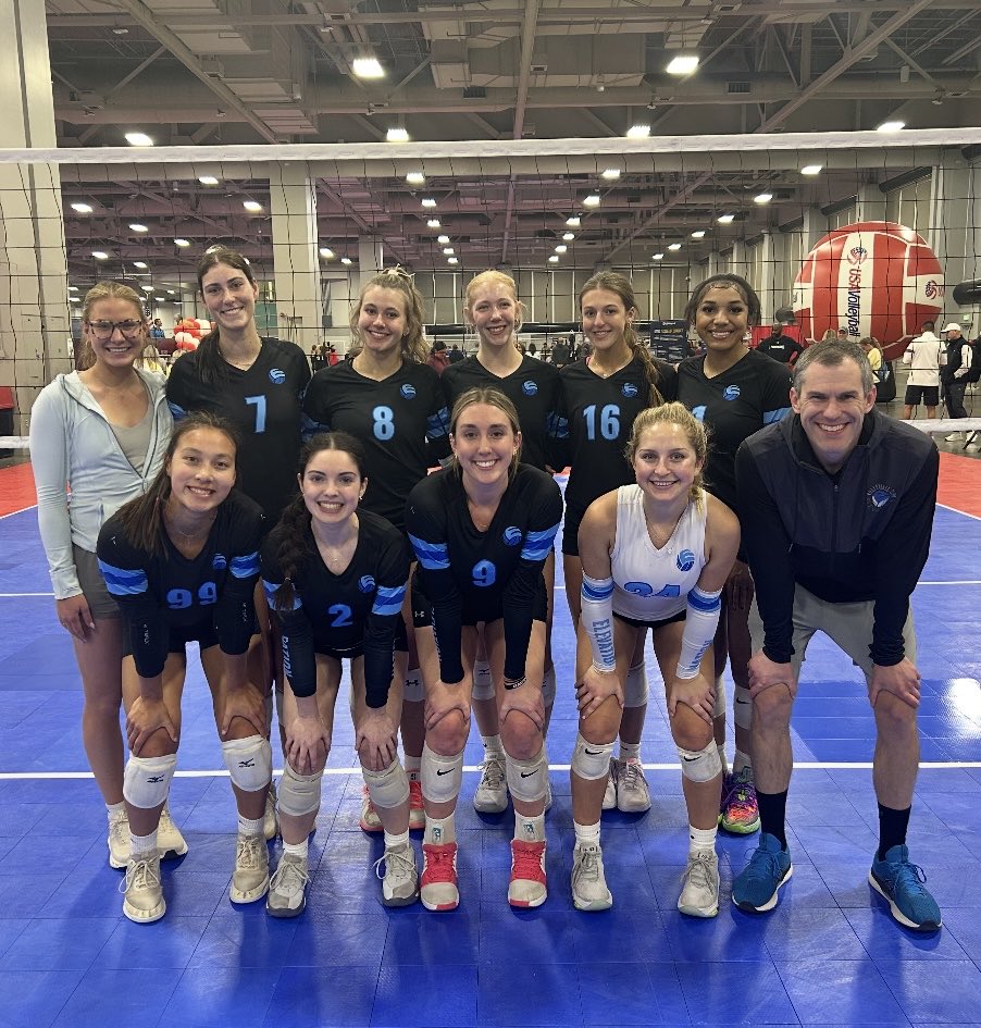 Elevation 18 Toth are going Gold at USA Nationals! The girls defeated NPJ from Oregon and San Antonio Force on Saturday to make it to the Elite 8 in Salt Lake!  #ElevationNation