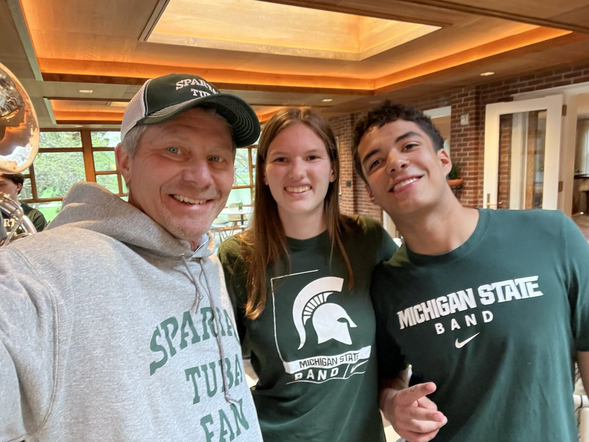 KevinGuskiewicz's tweet photo. Dinner and tuba lessons with @SpartanTuba.  Great way to start the weekend!  Go Green!! https://t.co/6dXtXa42mS
