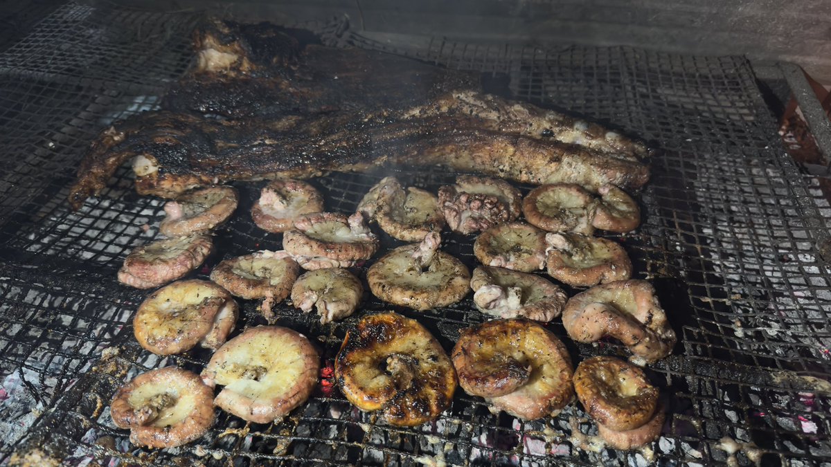 CÓRDOBA - LA PLATA  - PUNTA INDIO - URUGUAY 
FELIZ CUMPLEAÑOS <a href="/AlbertoRaimundi/">Alberto Raimundi</a> 
ASADO Y NADA MÁS!