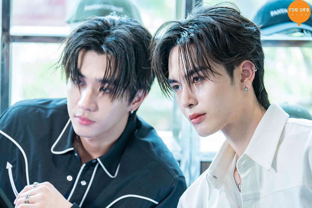 FindInfoBlog's tweet photo. น่ารักอบอุ่นชุ่มฉ่ำหัวใจ #เพิร์ธแซนต้า

#CommaAndxPerthSanta #CommaAndBeYourOwnMuse #PerthSant #PerthTanapon #Santapp #KDPPE https://t.co/4nTJLAetz8