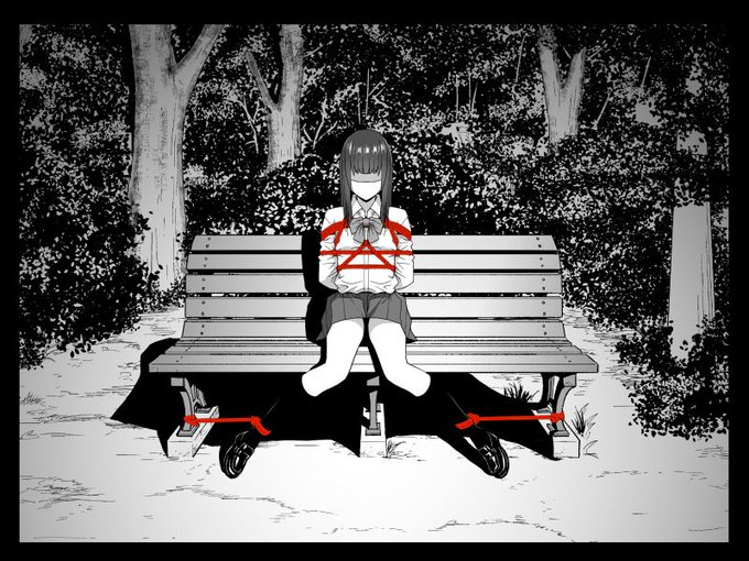 ロープデイ!
誰もいない公園・・・遠くで車の音や人の気配がするたびに膝を閉じようとしていたよ 