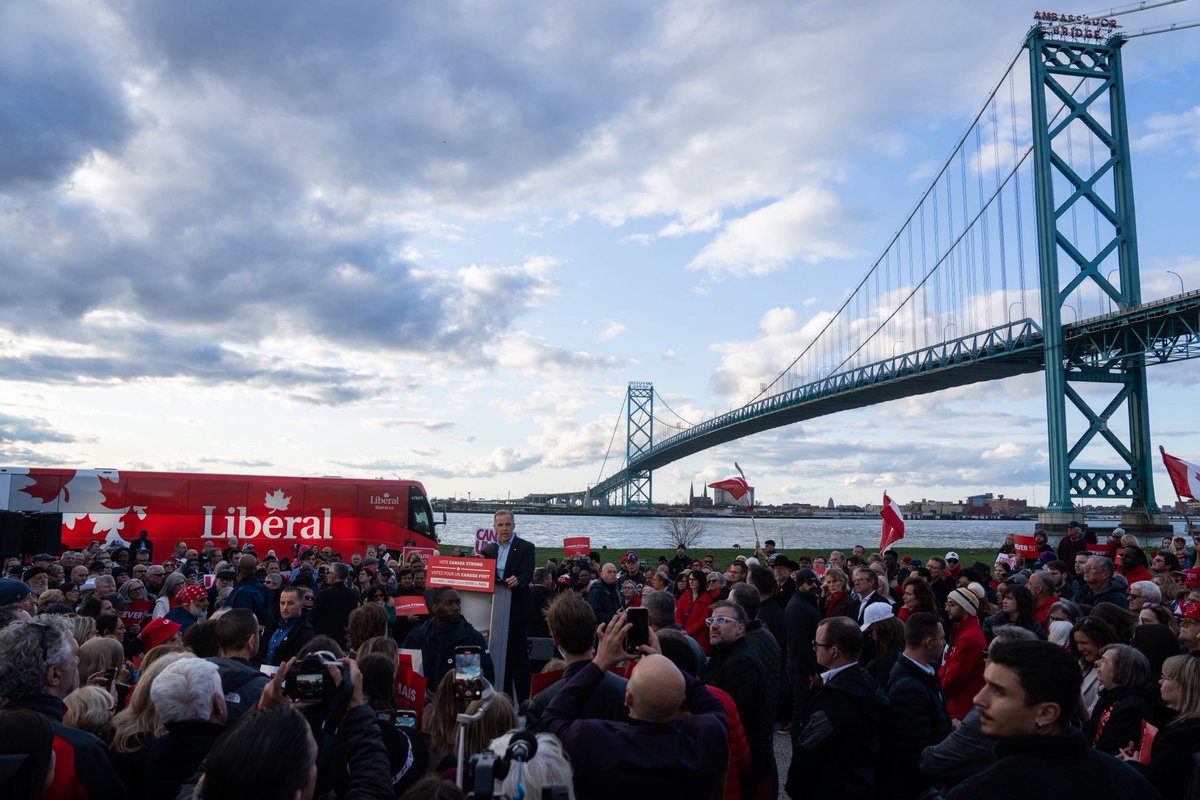 Windsor, Ontario. #CanadaStrong #UnCanadaFort