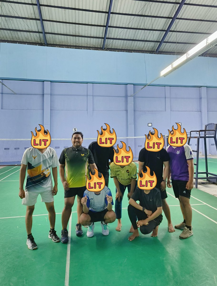 irfan_nezz's tweet photo. Its Badminton Timez 💦 #Makassar #Sportdays https://t.co/kNlPbb9kRY