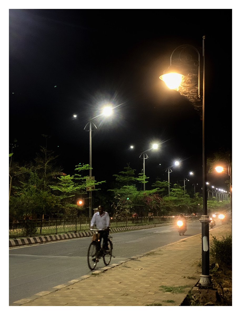 askromit's tweet image. Streets in Rourkela City 
📷 iPhoneXR
#shotoniPhone