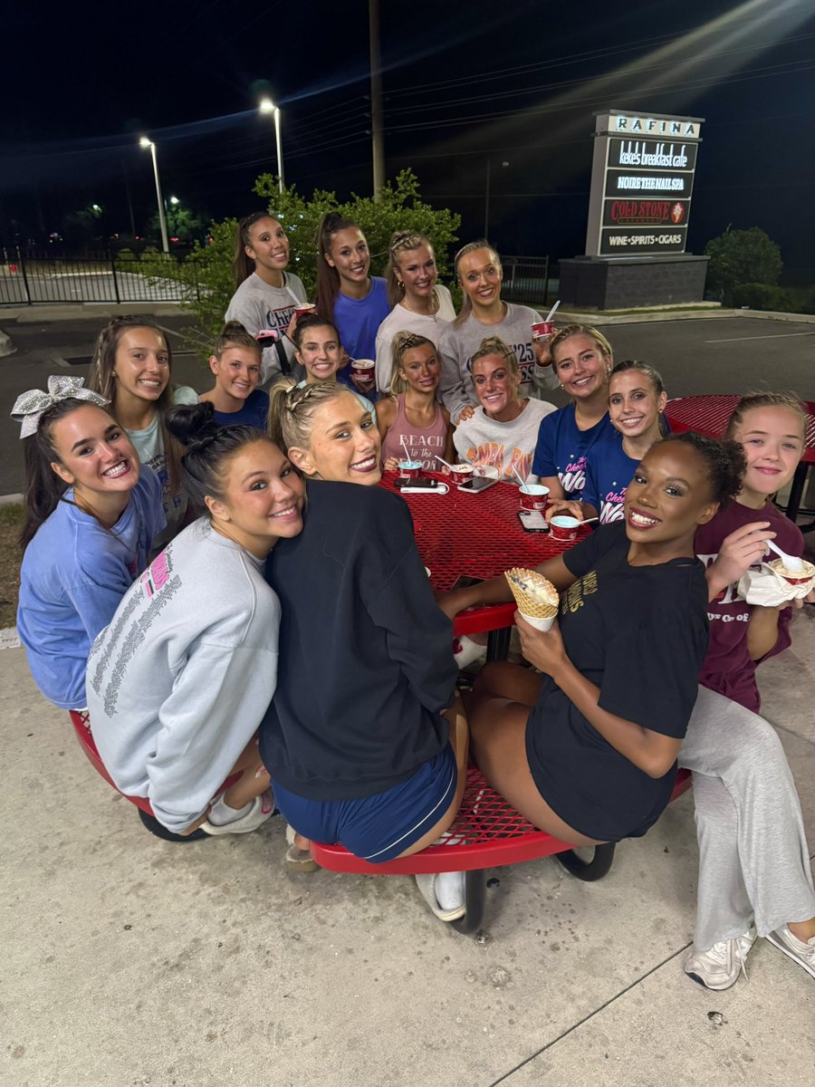 Miss Silver tweet media