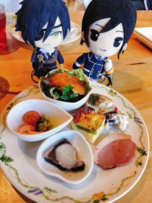 今日は広島県の県北にピッツァを食べに来たぜ!アンティパストがめちゃめちゃ美味かった～!ピッツァもハズレ無し!ドルチェは薔薇の形のアップルパイだ、可愛いな。 