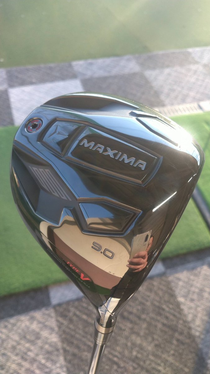 Seiji_Ikegami's tweet photo. ドライバー変えまして、脱外ブラ🇺🇸しました。
リョーマゴルフ(@ryomagolf_jp )のMAXIMA Ⅲ にしました。
決めては、流行りの10K軍団より、、遥かに優しい寛容性と安定感、フルチタン&ペンシルネックでソリッドで気持ち良い打感です🙋
#ryomagolf #リョーマゴルフ #一撃でわかる棒ダマ #MAXIMA3 https://t.co/hCvqd2nUXw