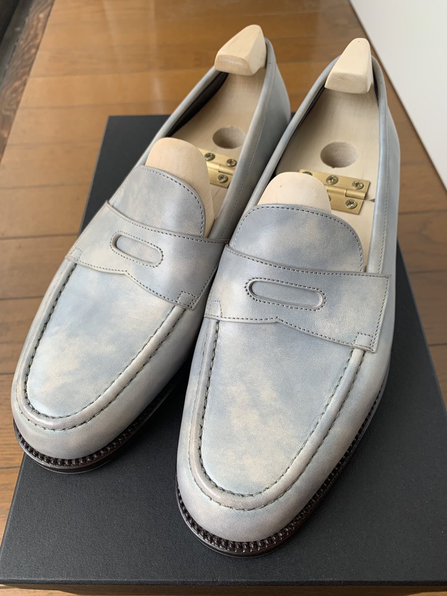 ruci_ruci's tweet photo. World Championships of Shoemaking 2024で優勝されたかわぐつのケンさん(@khish_ken)にオーダーしていたローファーが届きました！ありがとうございます！
世界一の靴職人に作っていただいたローファー、これから履いていくのが楽しみでなりません☺️ https://t.co/msEgAPNazD