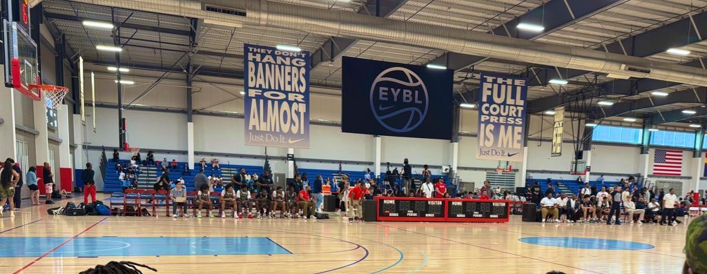 Sat. EYBL Notables

2026
Tarris Bouie
Vaughn Karvala
Peyton Miller
Simeon Suguturaga
Will Stevens
Austin Goosby
Dreylan Creasy
Kohl Rosario

2027
Ashton Shewell
Triston Naquin
Zhenhe Liu
Marcus Spears Jr
David Conerly
NaVorro Bowman
Carson Crawford
Noah Dobyns
CJ Rosser
MJ Curry