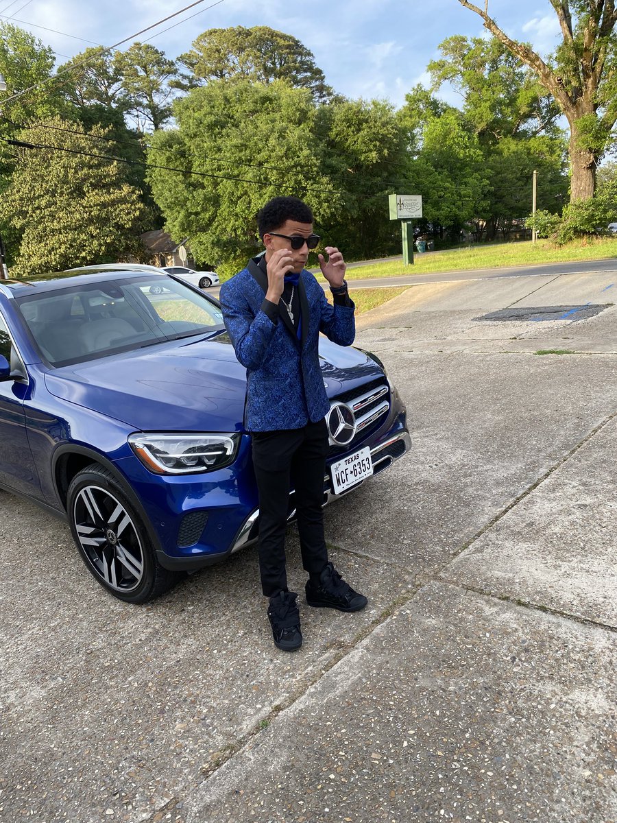 purdy_kyron's tweet photo. This Life Is Anything But Ordinary‼️ ✈️ Sh*t Only

Playas Gon’ Play Ballas Gon’ Ball 🏀 

Stay Hungry But Never Thirsty 🥂 https://t.co/eMUTx0DLIk