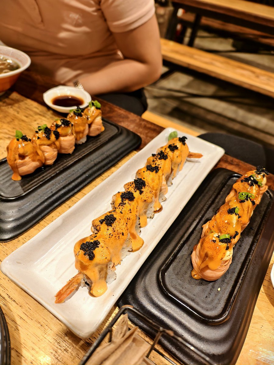 ashexiest's tweet image. Barkada Cravings 🍜🍣
Ni adto rag Buda para lang mag Kaizen