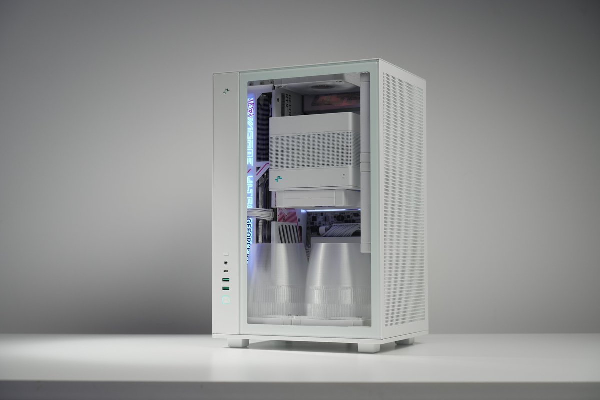 CH260」、置き方自由で組み方もいろいろ。 配線もうまく隠せて見た目も