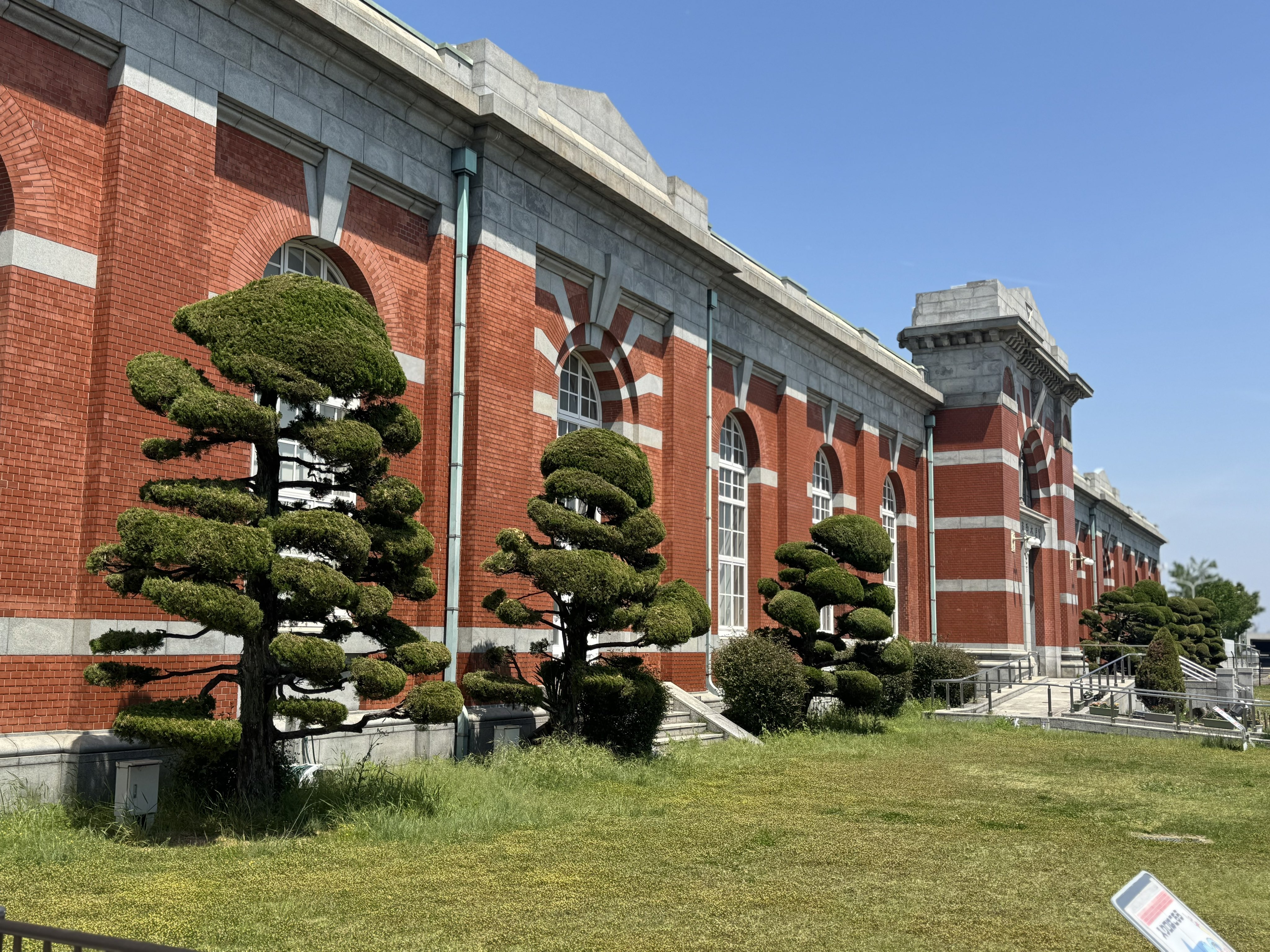 思想としての日本近代建築 | 八束 はじめ |本 | 通販 | Amazon