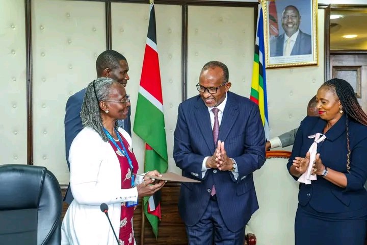 KKCommetary's tweet photo. Health CS Hon. Aden Duale inaugurated the Independent Investigative Committee on Tissue and Organ Transplant Services at Afya House. #GOKThisWeek
Forging Onwards
Gachagua Uhuru Welcome to Kenya Frame 2 Kasongo Naivasha Blessed Sunday Fake Activism #ElClasico #SongsOfDeath https://t.co/FOx08myuvm