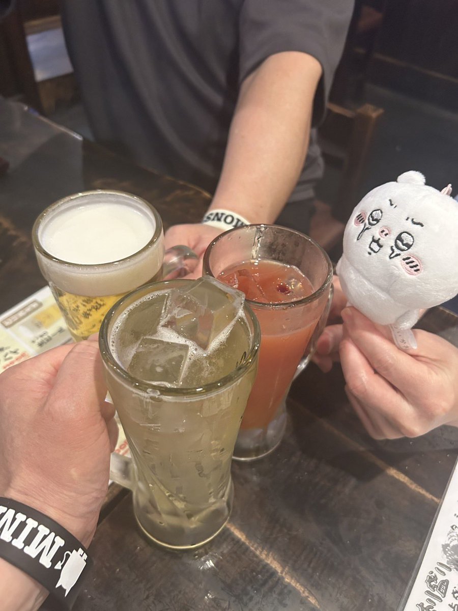donlivemusic's tweet photo. かんぱ〜い🍺
#送別会パート1 https://t.co/DrSctAzotN