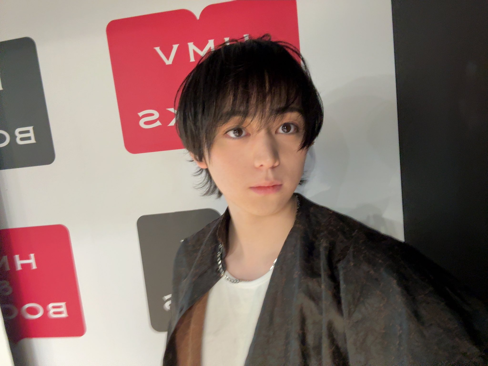 佐奈宏紀　ブロマイド 佐奈宏紀 Official Calendar 2025-2026』発売決定│HMV限定版も