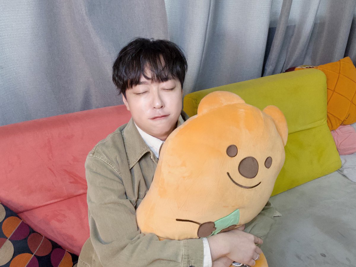 band_SORAN's tweet photo. 。　♡ 。 ♡。 ♡
♡。　＼ ｜ ／。　♡
      쿼카 기타리스트
사진이 도착했습니다💌
♡。　／ ｜ ＼。　♡
。　♡。 。 ♡。

#소란 #SORAN #이태욱 https://t.co/19U5Z0R2EP