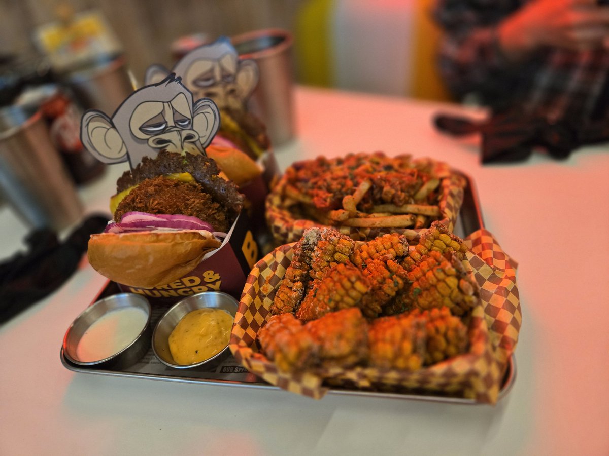 Neddiecrypto's tweet photo. Meeting with Korean $KIKI holders and contributor enochi is happening right now at Bored & Hungry Seongsu, Korea’s top burger spot!
Huge thanks to @degenboyeth and the @BoredHungryAsia for collaborating with $KIKI.
The $KIKI brand will keep getting bigger and better!

More holders are on their way, and photos of the KIKI Burger we ordered will be shared soon. Stay tuned!

@KIKIcatofficial
@IanUtile @badtorro3 @kiki_no_kokoro @jmsfnt
#KIKIARMY #BoredandHungry