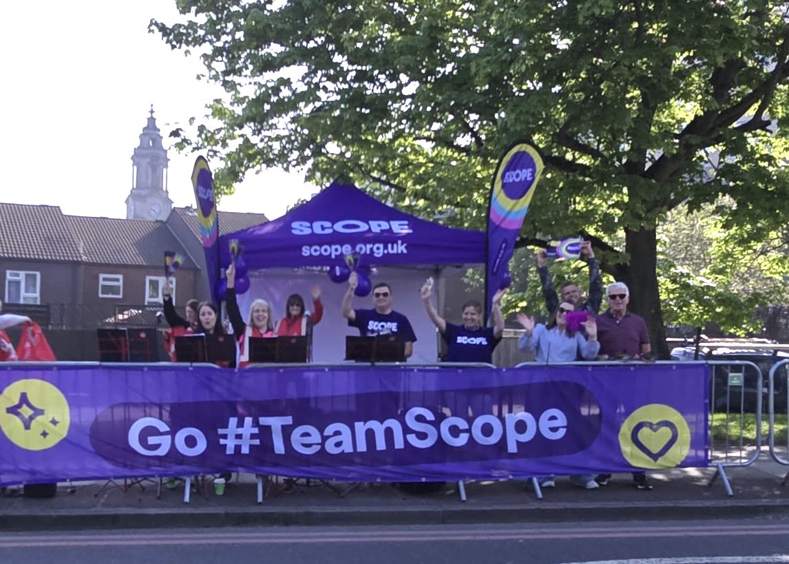 scope's tweet photo. We're all set up here at the London Marathon to cheer on our amazing #TeamScope runners!Β ππβ¨β¨Look out for the purple shirts and the loudest cheers at miles 3 and 23!Β πΒ #LondonMarathon https://t.co/HqY2cyAaWX