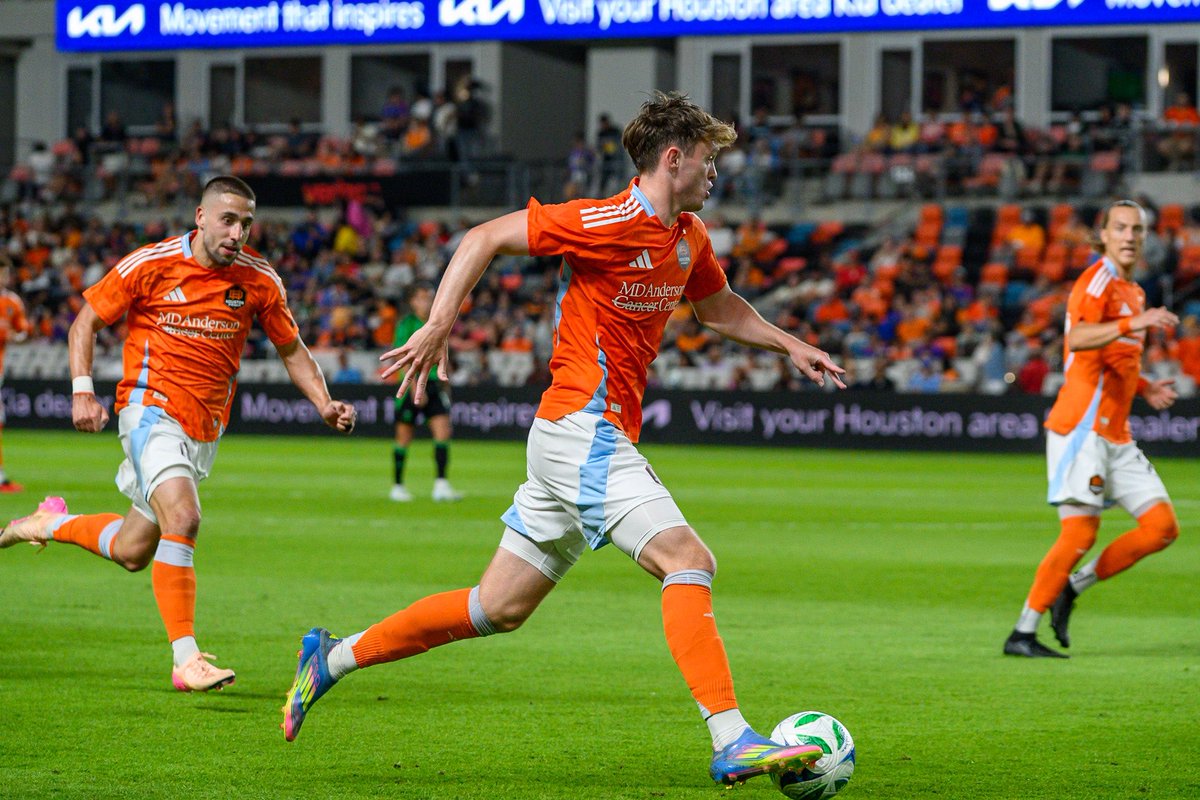 MsKriNT's tweet image. The #houstondynamo took down #austinfc 2-0 at #TheShell #houstonsoccer #mls #foreverorange @HoustonDynamo