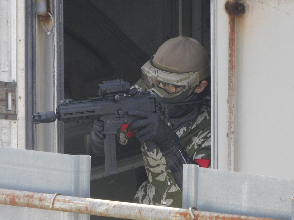 今日もサバゲ楽しかった😊
カラカルが調子良くていい感じ👍
#レツロ　#レッツロック　#サバゲ　#ダブルイーグル