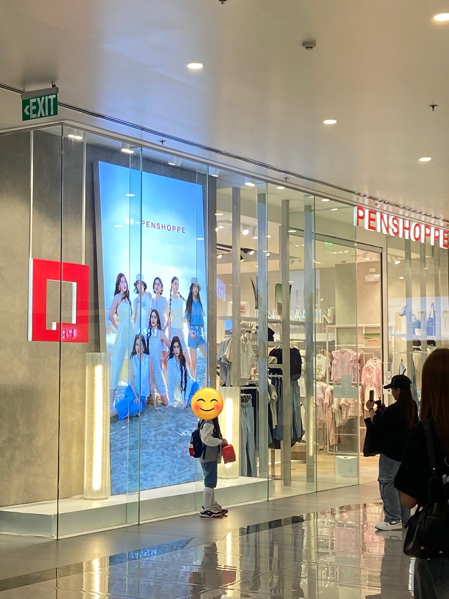 ai_love_aiah's tweet photo. ang cuteeee π« after miniverse, may photoshoot ang baby blooms sa penshoppe π€
BINI MEETS BABY BLOOMS
#BINI_Miniverse
#AsapMusicFest #BINI https://t.co/iinohW9xFg