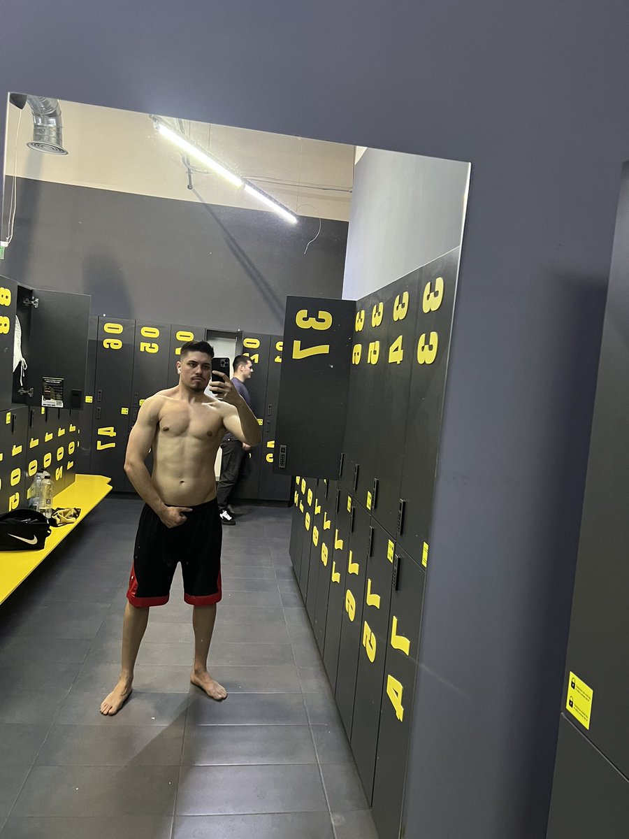 Mihai Pena tweet media