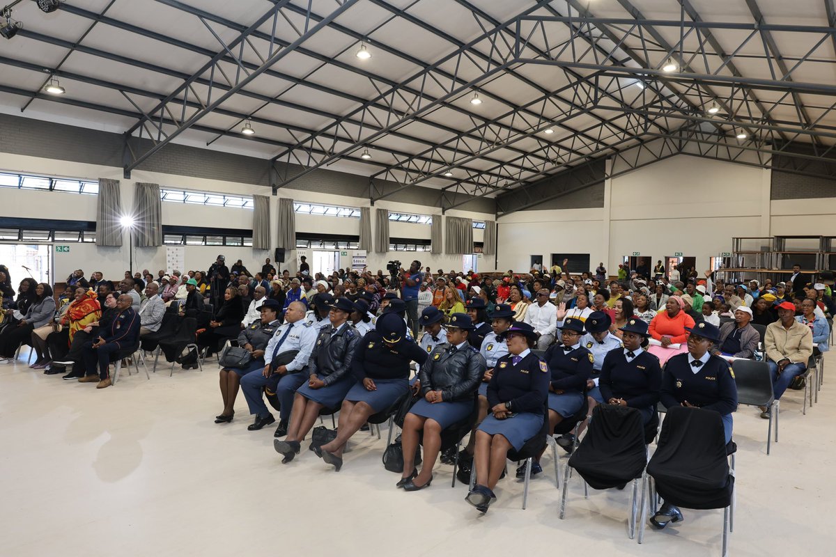 fsgov's tweet image. @fsgov holds #FreedomDay GBVF Prayer Service at State-of-the-Art Arbeidsgenot Primary in Grassland, BFN. The area has, in recent years, recorded some of the highest GBVF cases in both the district and the province. #FreedomInService #FreedomMonth