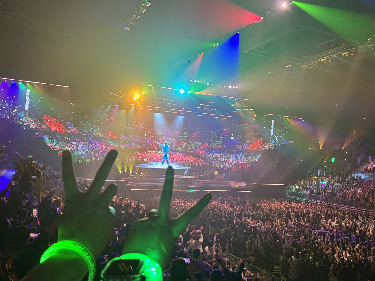 Isabeljiao_'s tweet photo. 💚💚Eason 演唱会！ https://t.co/lTAp3A79xN