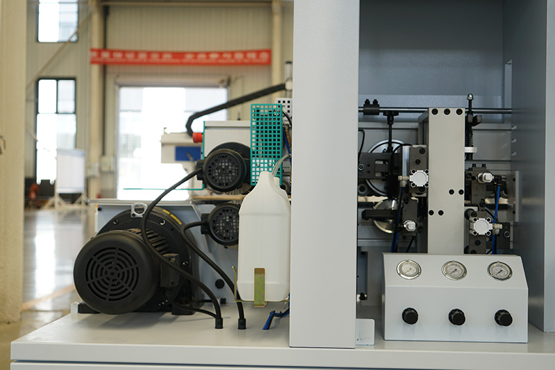 ElephantCnc's tweet image. 🎉🎉🎉New Machine Build
Upgraded E-70JR Automatic Edge Banding Machine Edge Bander for Sale
🥇The related machine:
elephant-cnc.com/pro/upgraded-e…
☎:
elephant-cnc.com 
Whatsapp/mobile: +86-15064026772
#edgebandingmachine #woodworkingmachinery #furniture #edgebander