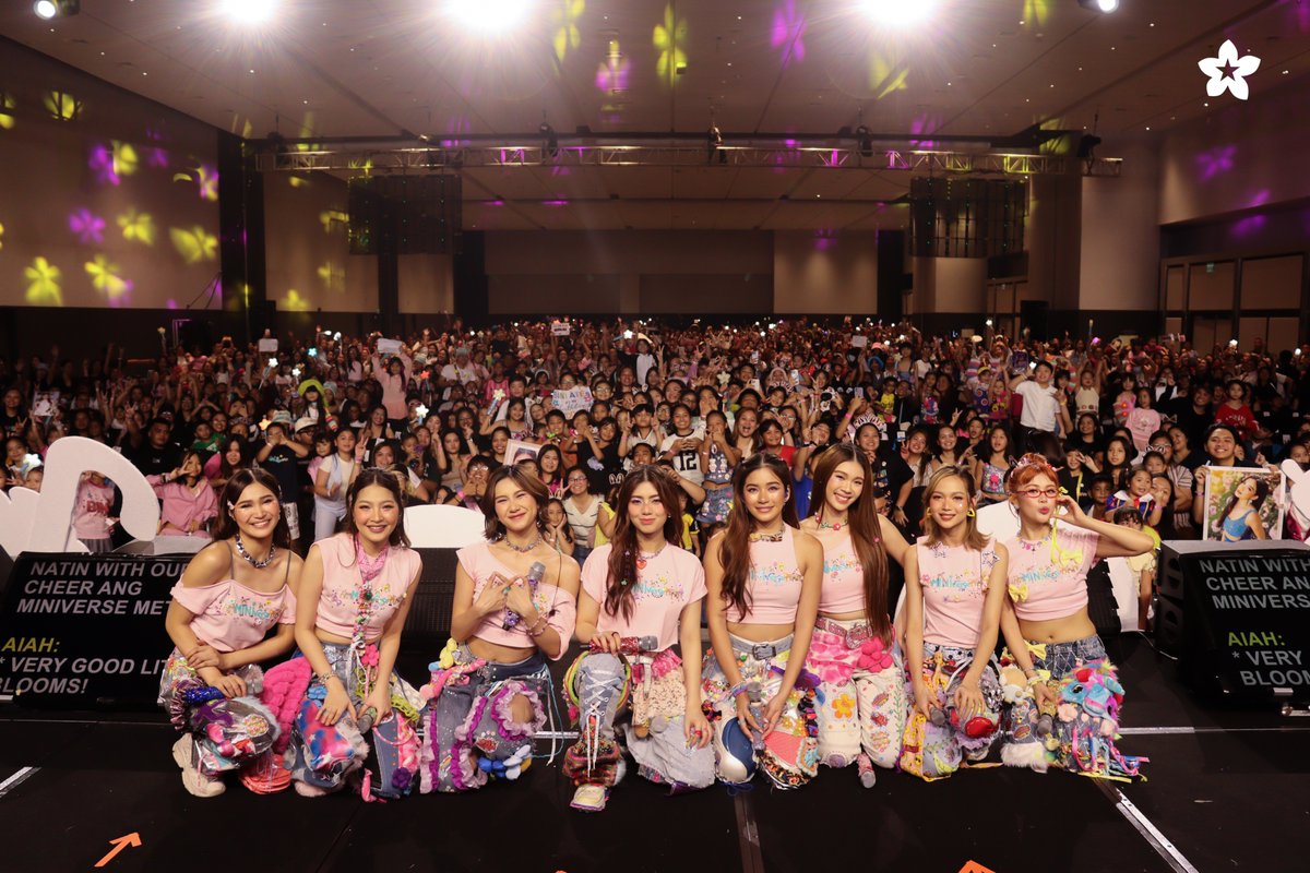 BINI_ph's tweet image. Wheee! From Islang Pantropiko to Islang Baby BLOOMs, you made our #MINIverse fanmeet soafer special!✨💝

Thanks to our cutie Batch 1 for singing, dancing, and being our besties on stage!😍

Batch 2, it’s your turn next! Kita-kits tayo mamayang 5PM dito sa Space, One Ayala! Let’s…