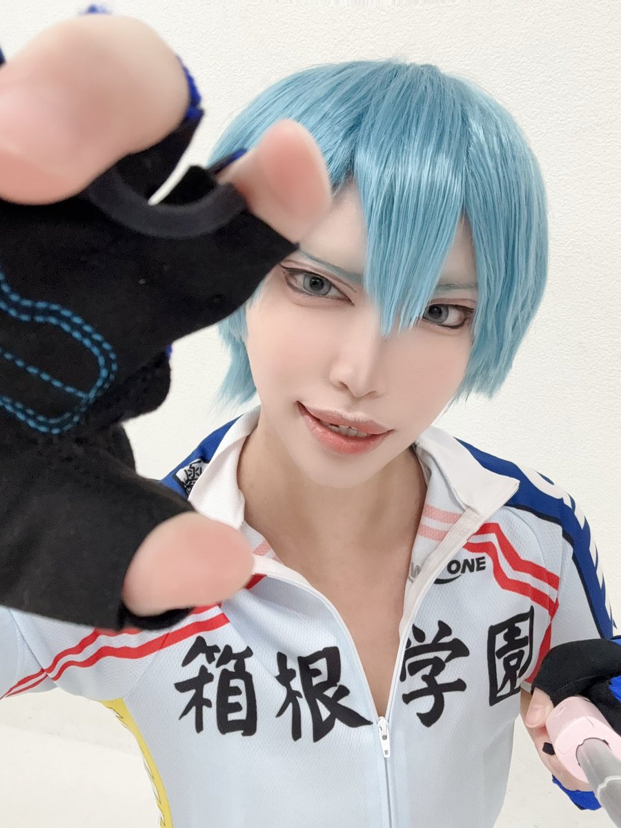 ウルトラスーパー久々にサイジャ着ました🤣
10年ぶりとか？？
新生箱学合わせに黒田雪成で参加させてもらった😂
弱ペダ合わせできると思わなくて幸せ空間に誘ってくれたはるあさんに感謝😭
弱ペダ良いね！
わちゃわちゃ後輩ずっと見守ってた！