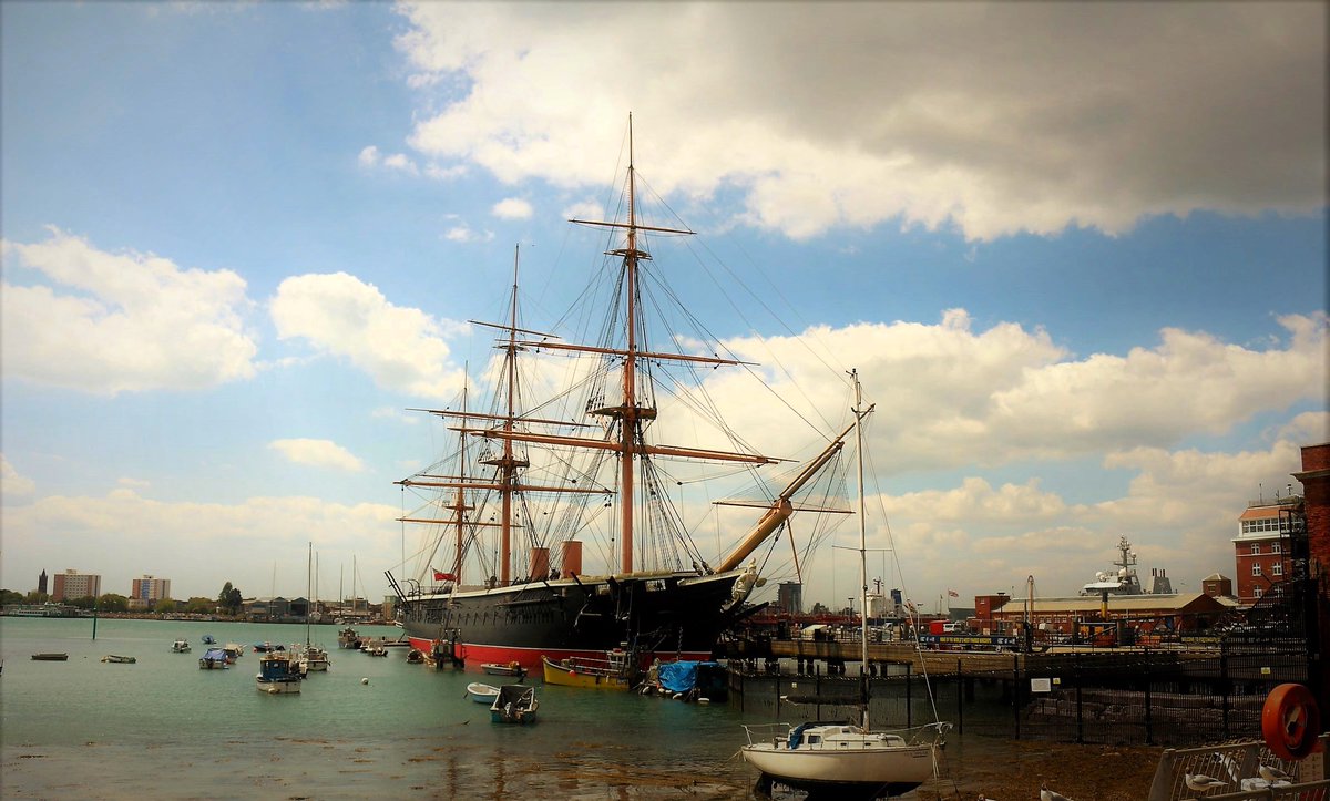 RoyLlowarch's tweet photo. HMS Warrior (1860) Portsmouth Historic Dockyard #Portsmouth #Pompey #HMSWarrior #History #historical #Historicships #photooftheday #PhotographyIsArt #photographicart #photograghy #England #RoyalNavy #RoyLlowarch #art #artist #Beautiful https://t.co/rbCoyjwwbJ