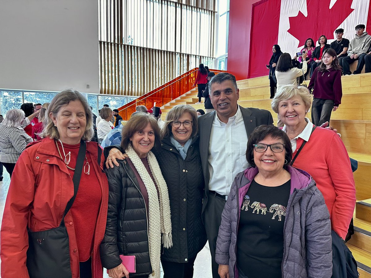 Today was one of the most energizing days on the campaign trail!
With Election Day around the corner, I’m beyond grateful for our unstoppable team of volunteers. Your passion lights the way.

Honoured to have Mark Carney join us in King–Vaughan today — let’s finish strong!