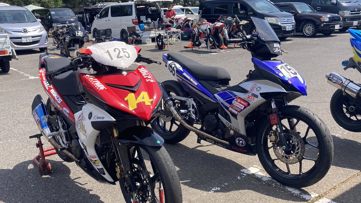 mcc_crews's tweet photo. 数少ないアンダーボーンレーサーがいればこうなる(笑)
#サーキットボンバー
#サーボン
#Exciter150
#エキサイター150
#Y15ZR
#MxKing https://t.co/kMyx4X8xX5