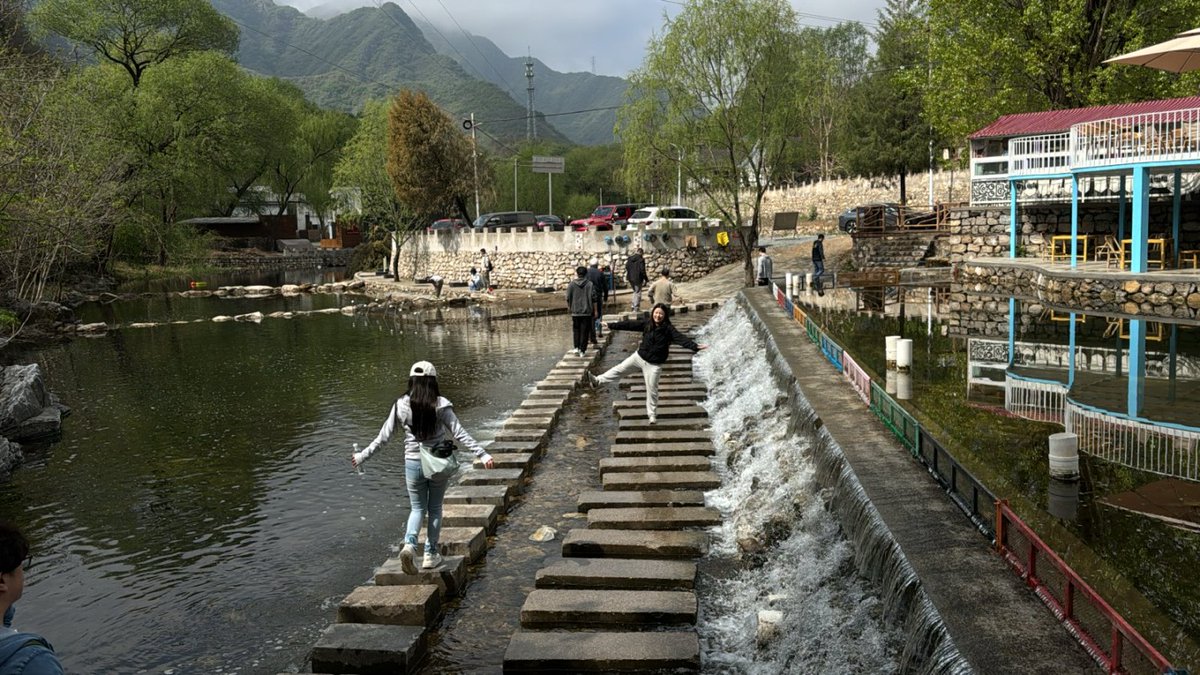 CRUGROUP's tweet image. To celebrate the arrival of spring, CRU team in Beijing enjoyed a memorable outing last week! This outing brought us closer together and left us recharged for the season ahead. Swipe through to see the joy and energy that made the day so special.
#TeamOuting #CRUBeijing