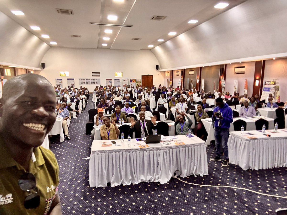 SMALLFIVEVET's tweet photo. Our director Ouma on “Demystifying Pet Relocation” at the 59th KVA AGM &amp; World Veterinary Day, Kisumu.
He joined the panel on “Healthy Business by Veterinarians.”
Themed - Animal Health Takes a Team!
#WorldVeterinaryDay #KVA @petshippingexperts #IPATA #IATA @kenyavetassociation https://t.co/msddwFsJmz