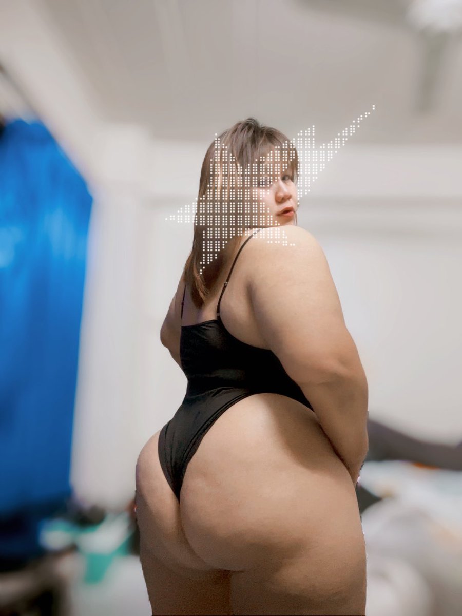 สึนามิ อิปิ๊ใหญ่จัง โหนกเนินอลังกาล 🍑 tweet media