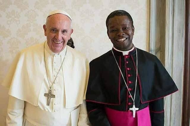 GbenroAdegbola's tweet photo. Pope Francis’s Nigerian inner caucus at the Vatican.

These are a group of Nigerian priests appointed into significant offices within the Roman Curia by the late Pope.

The most prominent is Archbishop Fortunatus Nwachukwu. He’s the Secretary of the Dicastery for Evangelisation. https://t.co/X5dPsksiEA