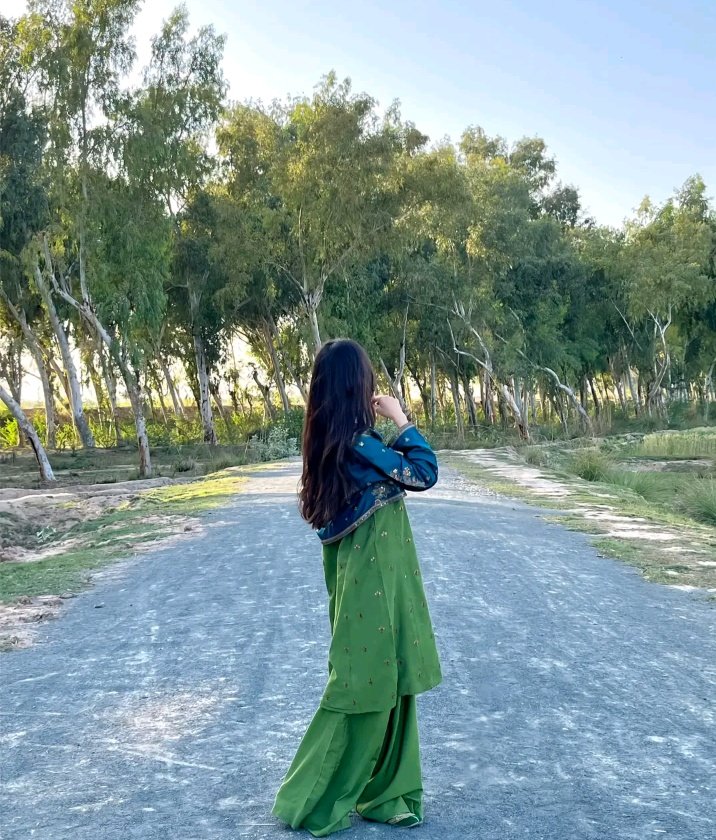- *جـــو بھـــی ملتـــا ہـــے سمجـــھا کـــے چـــلا جاتـــا ہـــے- *کہـــاں ملتـــا ہـــے کوئـــی سمجھنـــے والا ؁🍃❤‍🩹"*
- *جـــو بھـــی ملتـــا ہـــے سمجـــھا کـــے چـــلا جاتـــا ہـــے؁🫠🌙"*