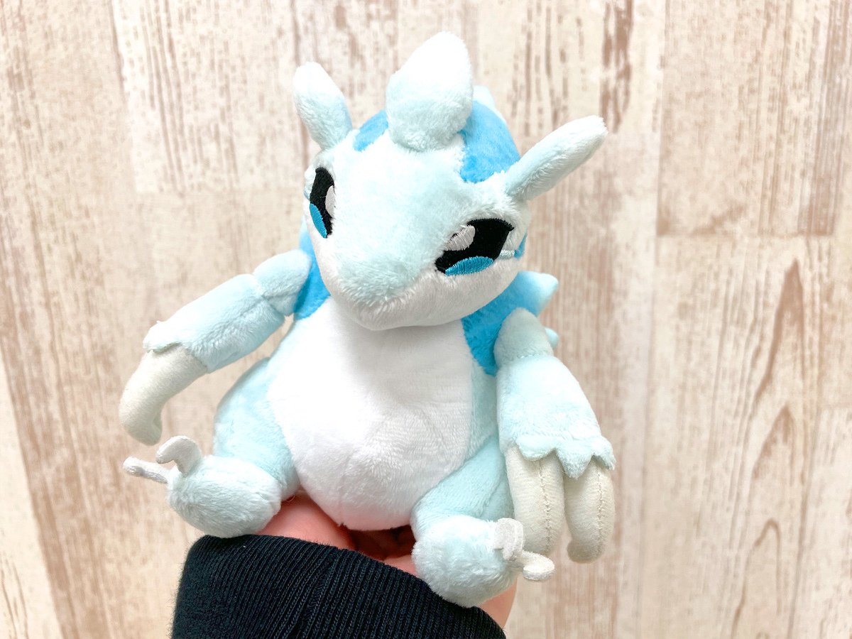 Pokeshopper's tweet image. Pokeshopper Notice: The first close up images of the new Pokémon Center Alola fit Sandshrew form line have now been published Pokeshopper.net/news