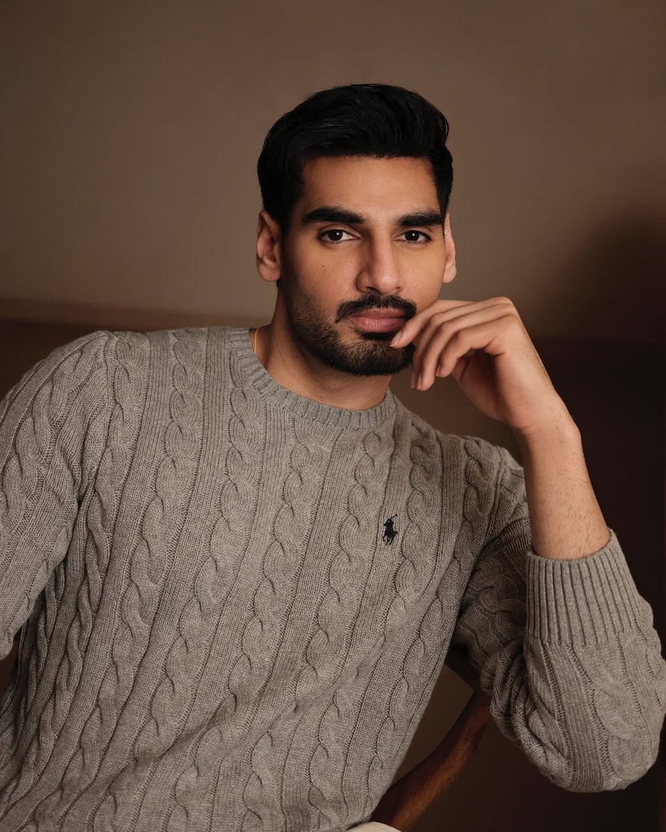 ahanpriv's tweet photo. Thank you @theathiyashetty, for the perfect gift! Can’t wait to celebrate Diwali with you!

This festive season, celebrating the warmth of tradition and the timeless elegance of Ralph Lauren.🤍

@poloralphlauren @collectiveindia 
#PoloRalphLauren https://t.co/sCO9gnA6Wt