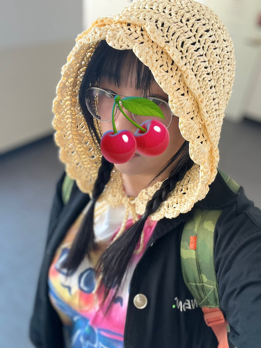 2025보니후드!
모아나실로 만들었더니 더 가볍고 더 이쁘네요
색도 이뿌다 화사해짐🫶