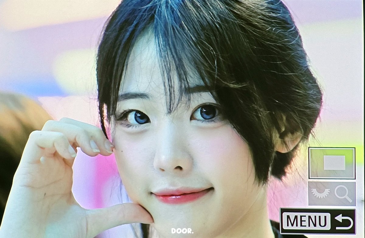 250427 #히나 Pre.

조심히 돌아가요~또 만나❣️

#QWER #냥뇽녕냥 #장나영 #Hina @hapycb https://t.co/owqAwvm2um