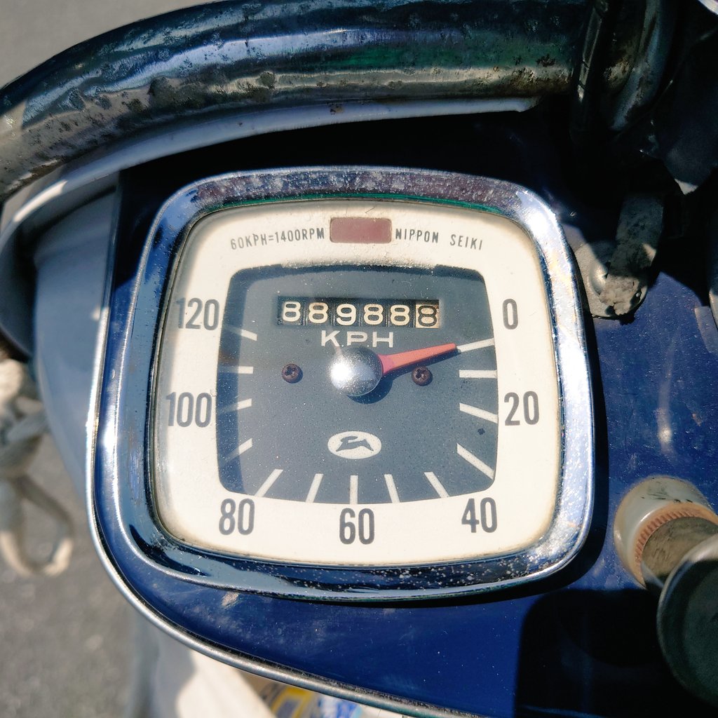 antique_cube's tweet photo. 惜しいw(´―`)
#ラビットスクーター
#S601 https://t.co/ywqZfDo5nH