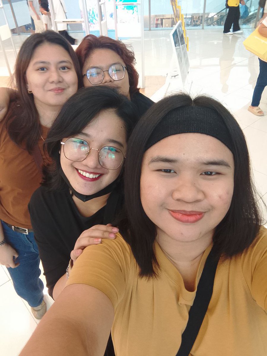 q_makobin's tweet photo. Love you guyss ❤️🥰  nagkita kita din ang mga asawa ni Makoto, Yoshi, Riki at Kaisei (insert asawa ni Yusei) https://t.co/klQcSADlxk