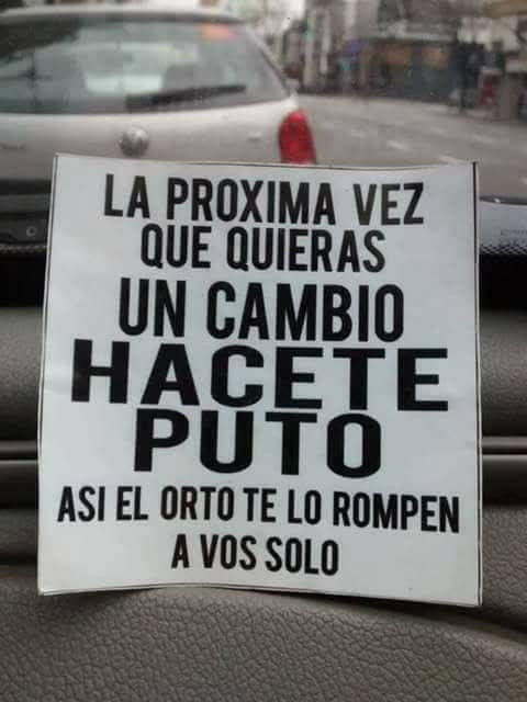 eterindigente's tweet photo. Harta de la inoperancia del @Frente_Amplio 
No bajan los combustibles, saqueos a supermercados,  se triplicaron los asesinatos,  rinde menos la guita. Que votaron?? https://t.co/5BPdqQ1ffC