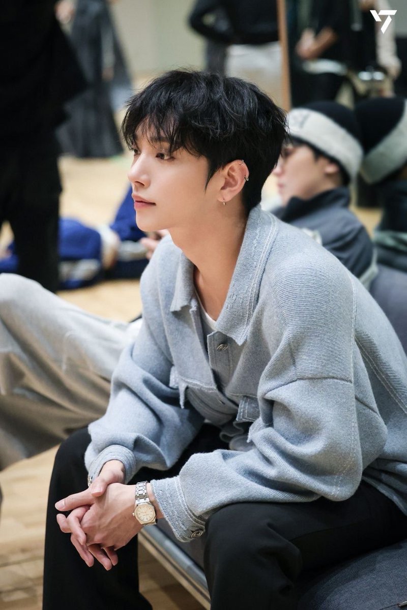 hourly joshua tweet media