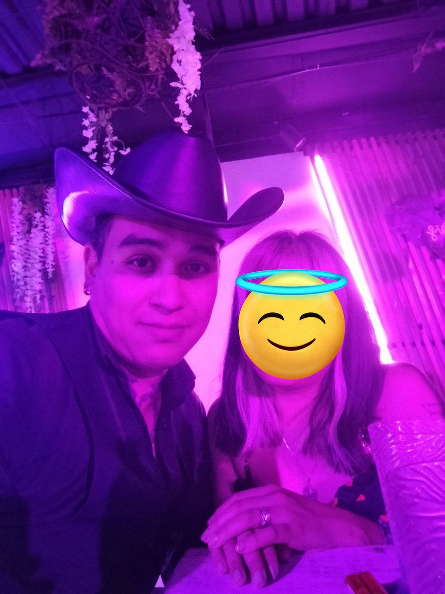 Daniel Vidrio Single (@danielvidrio12) on Twitter photo Ya ha pasar una rica noche buchona en el <a href="/Eledenswinger/">EL EDÉN SW</a>
Con la hermosa <a href="/enDemoniada_sw/">🦄❤️🔥Unicornio enDemoniada ❤️🔥🦄</a>
Festejando a la hermosa <a href="/JassKikeSW/">YazzKikeSW</a> 🎉🎂🎉🥳🎉 Ya ha pasar una rica noche buchona en el <a href="/Eledenswinger/">EL EDÉN SW</a>
Con la hermosa <a href="/enDemoniada_sw/">🦄❤️🔥Unicornio enDemoniada ❤️🔥🦄</a>
Festejando a la hermosa <a href="/JassKikeSW/">YazzKikeSW</a> 🎉🎂🎉🥳🎉